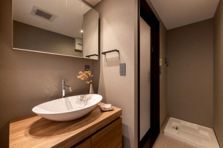 ʑEʏ@tA^ĆAfUCłȂ
₷͂̈łB
OʋgȂǂ̃mCYȂfUC̗pB